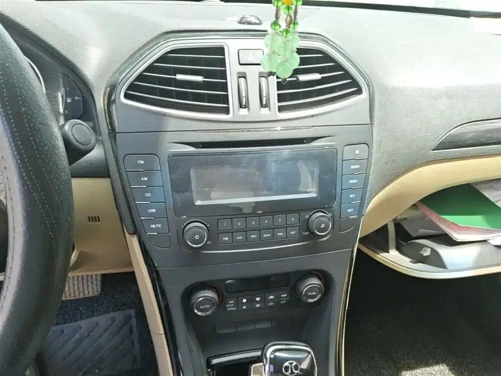 2013 Senova D70 2.0T Elite Edition — миниатюра 20