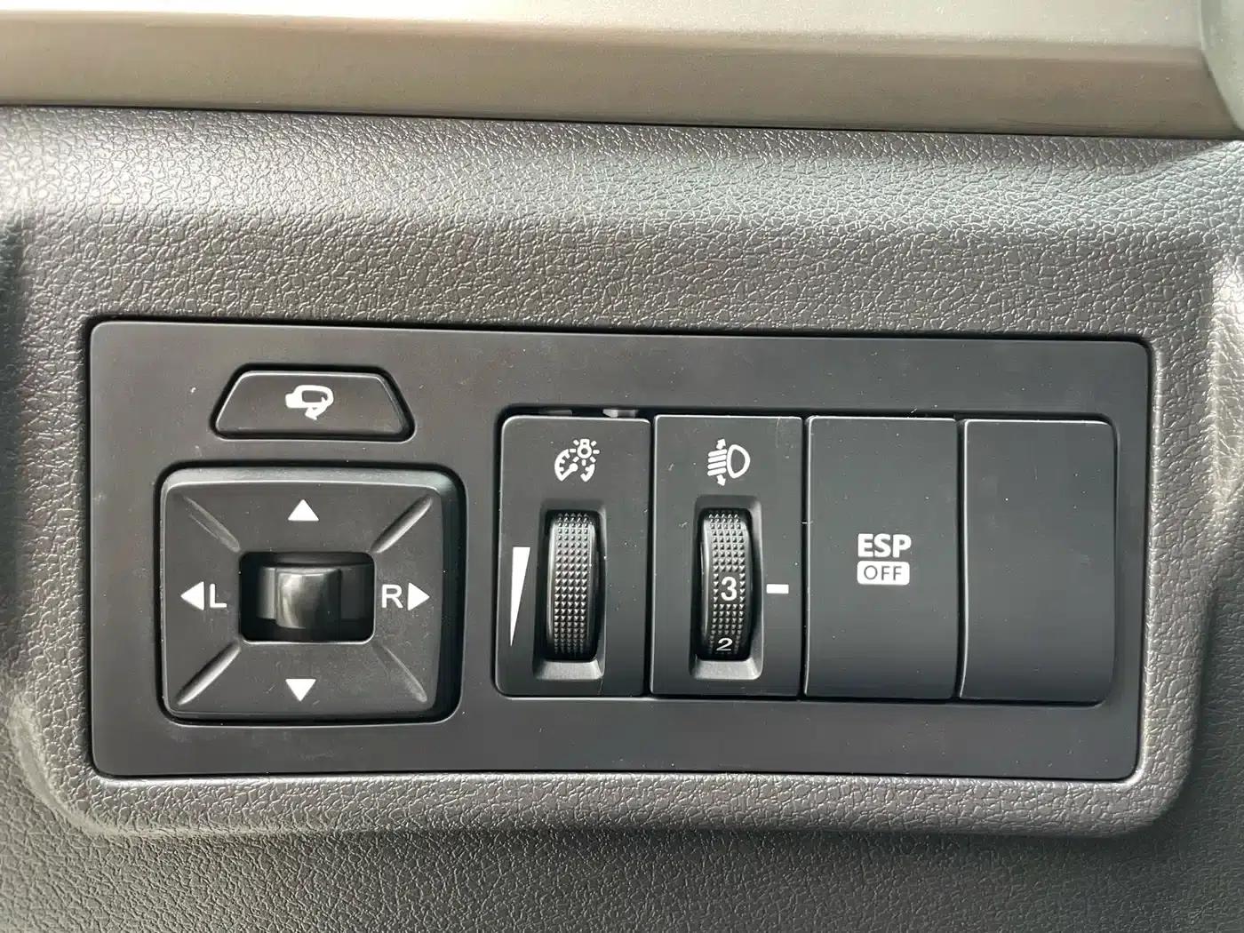 2015 Senova X65 2.0T Automatic Elite — миниатюра 13