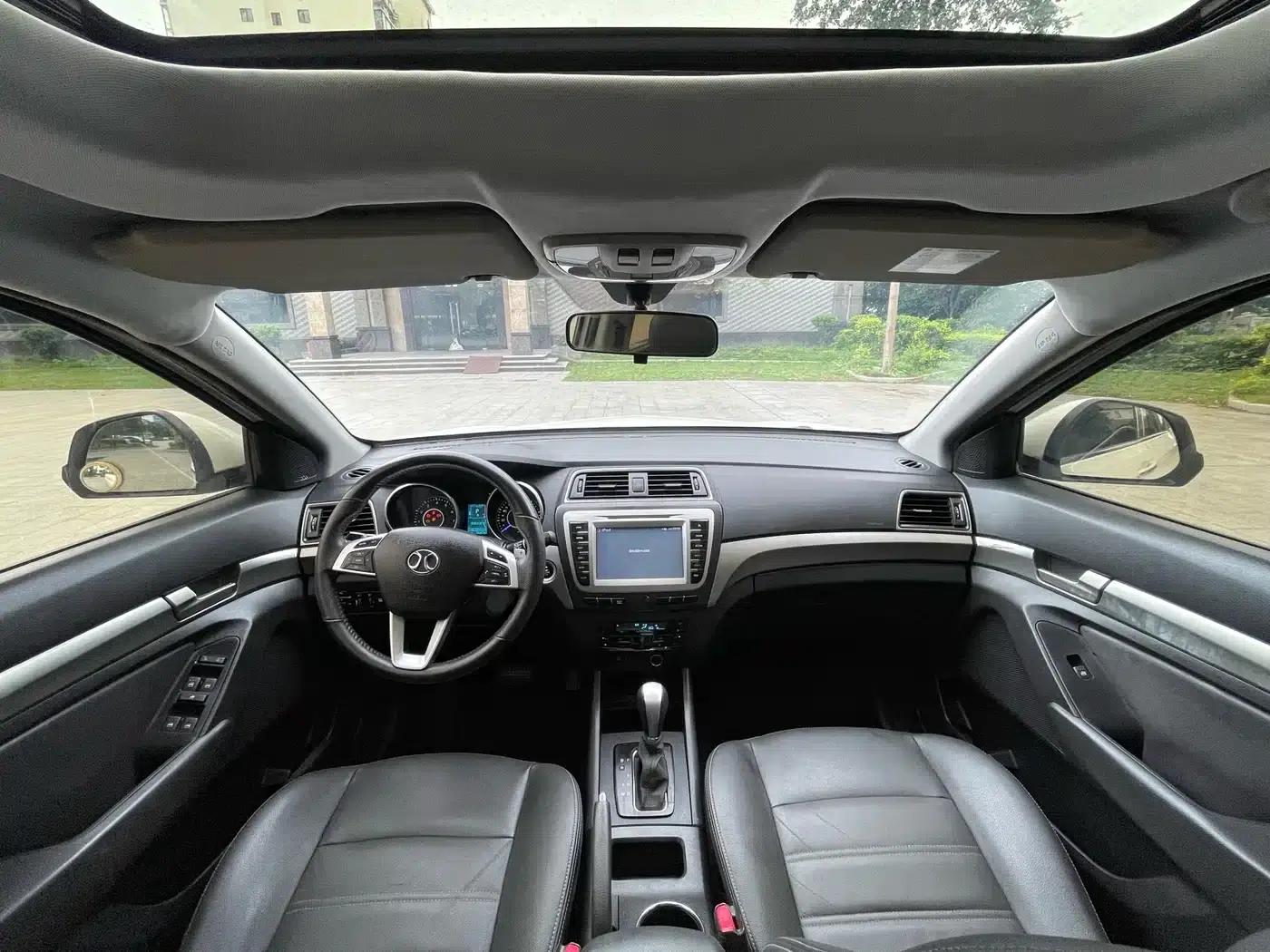 2015 Senova X65 2.0T Automatic Elite — миниатюра 5