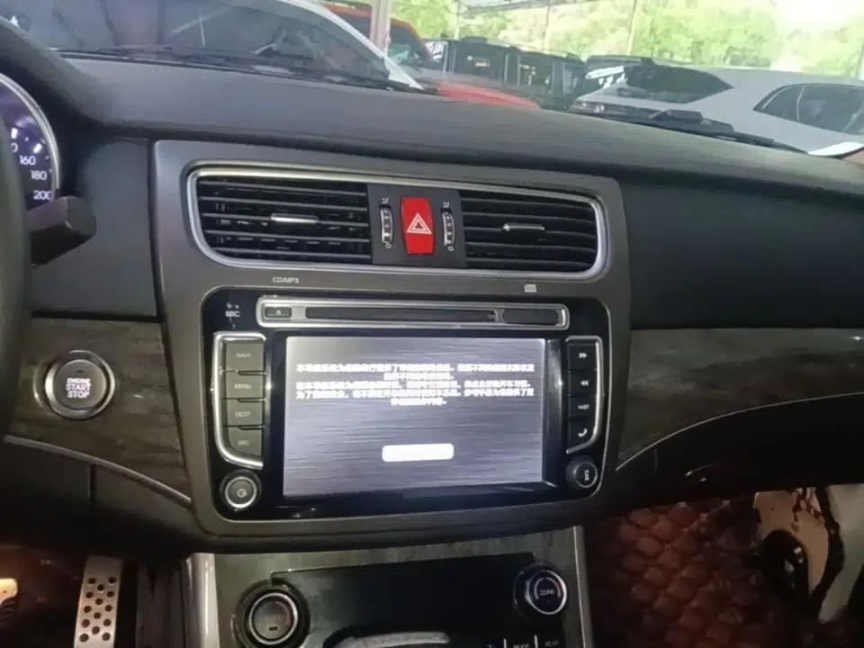 Haval H8 2015 2.0T Two-Wheel Drive Comfort Version — миниатюра 16
