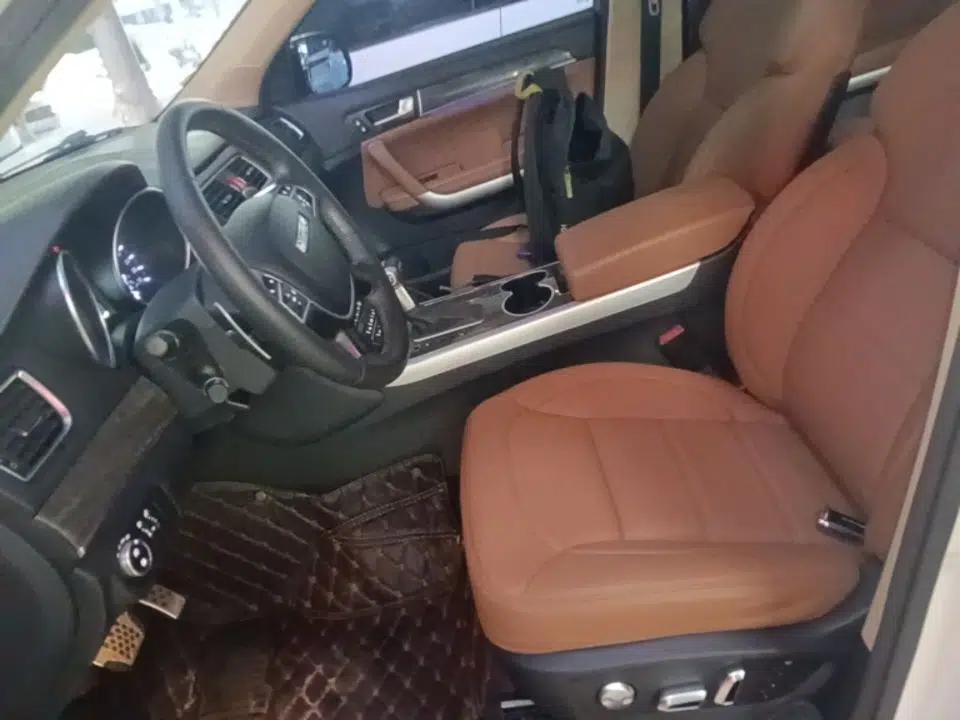 Haval H8 2015 2.0T Two-Wheel Drive Comfort Version — миниатюра 18
