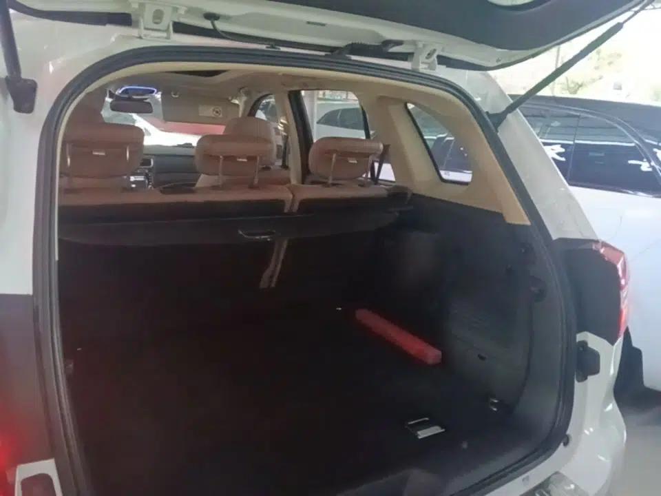 Haval H8 2015 2.0T Two-Wheel Drive Comfort Version — миниатюра 22