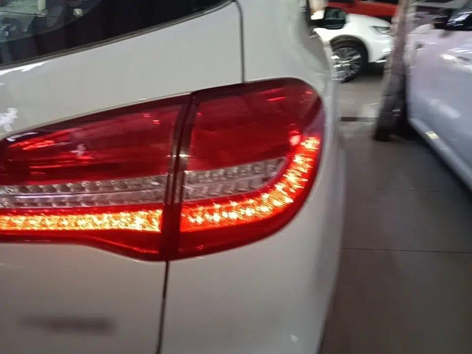 Haval H8 2015 2.0T Two-Wheel Drive Comfort Version — миниатюра 7