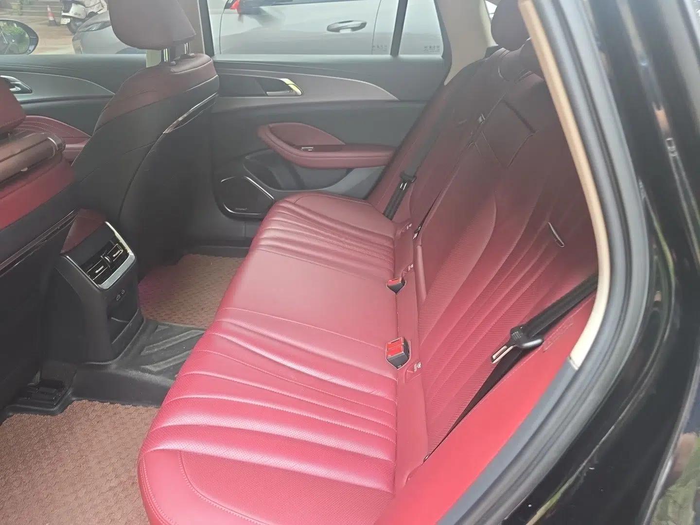 Hongqi H5 2024 2.0T Automatic Smart Connect Flagship Edition — миниатюра 18