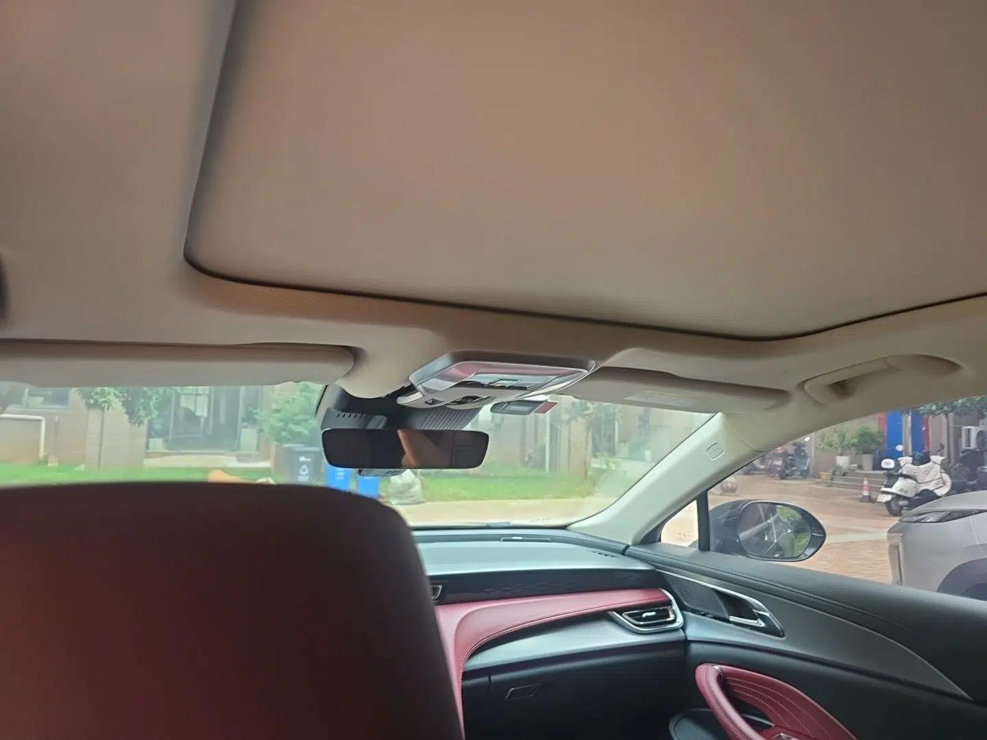 Hongqi H5 2024 2.0T Automatic Smart Connect Flagship Edition — миниатюра 19