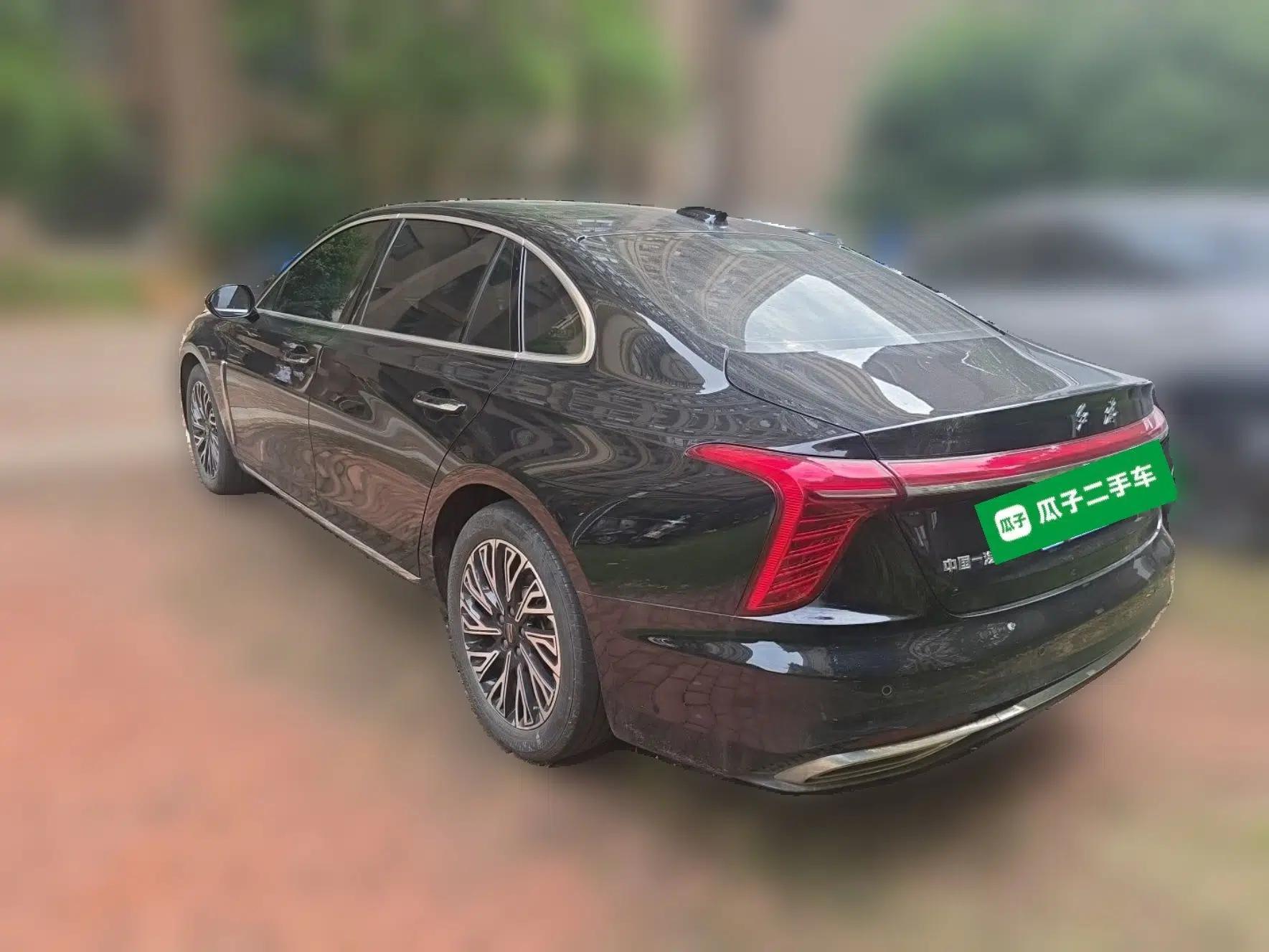 Hongqi H5 2024 2.0T Automatic Smart Connect Flagship Edition — миниатюра 4