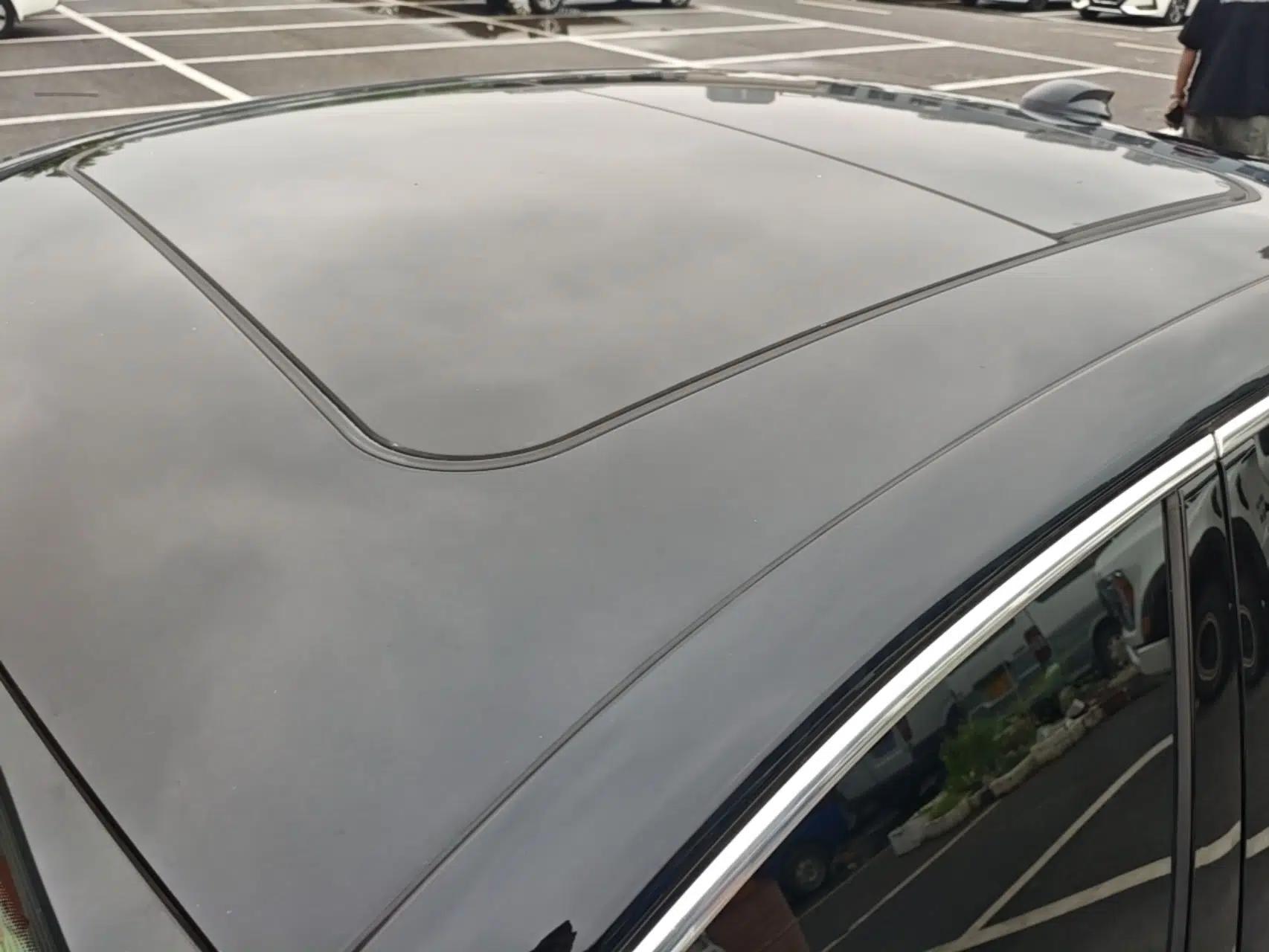 Hongqi H5 2025 2.0T Automatic Flag Edition – 500 000 Units Commemorative Version — миниатюра 11