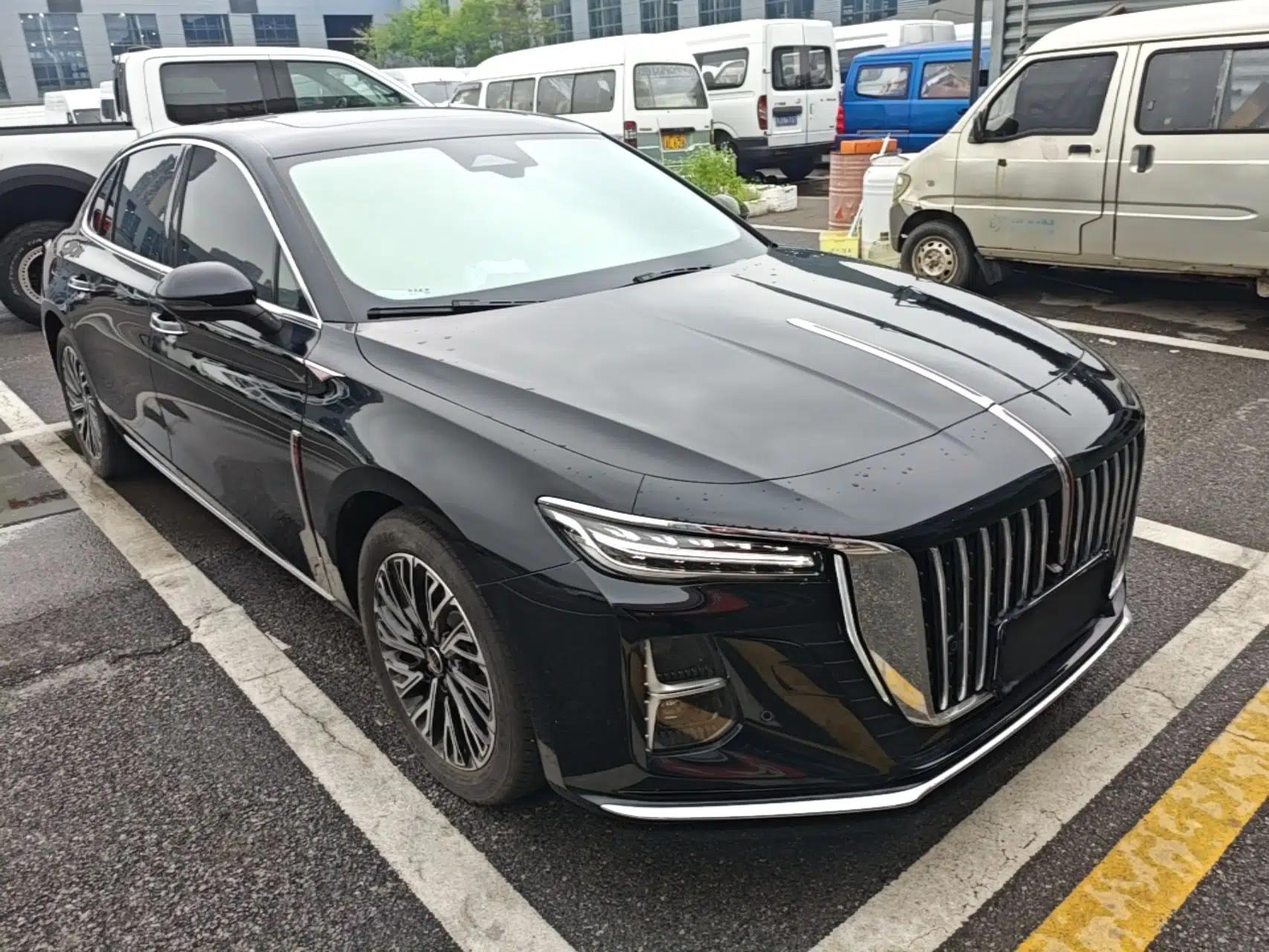 Hongqi H5 2025 2.0T Automatic Flag Edition – 500 000 Units Commemorative Version — миниатюра 6