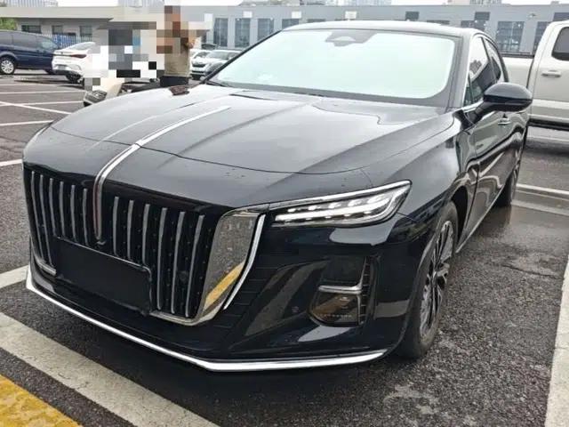 Hongqi H5 2025 2.0T Automatic Flag Edition – 500 000 Units Commemorative Version