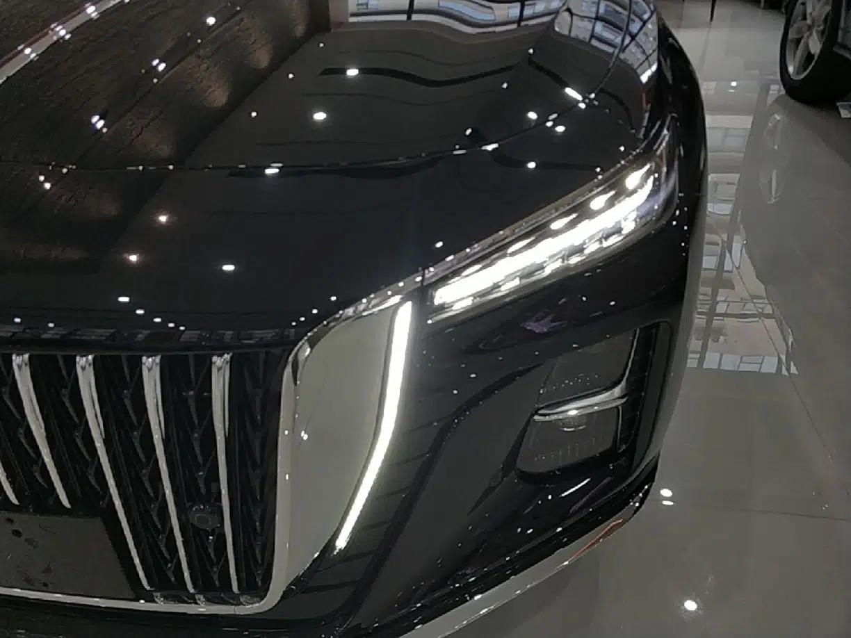 Hongqi H5 2025 2.0T Automatic Flag Edition – 500 000 Units Commemorative Version — миниатюра 5