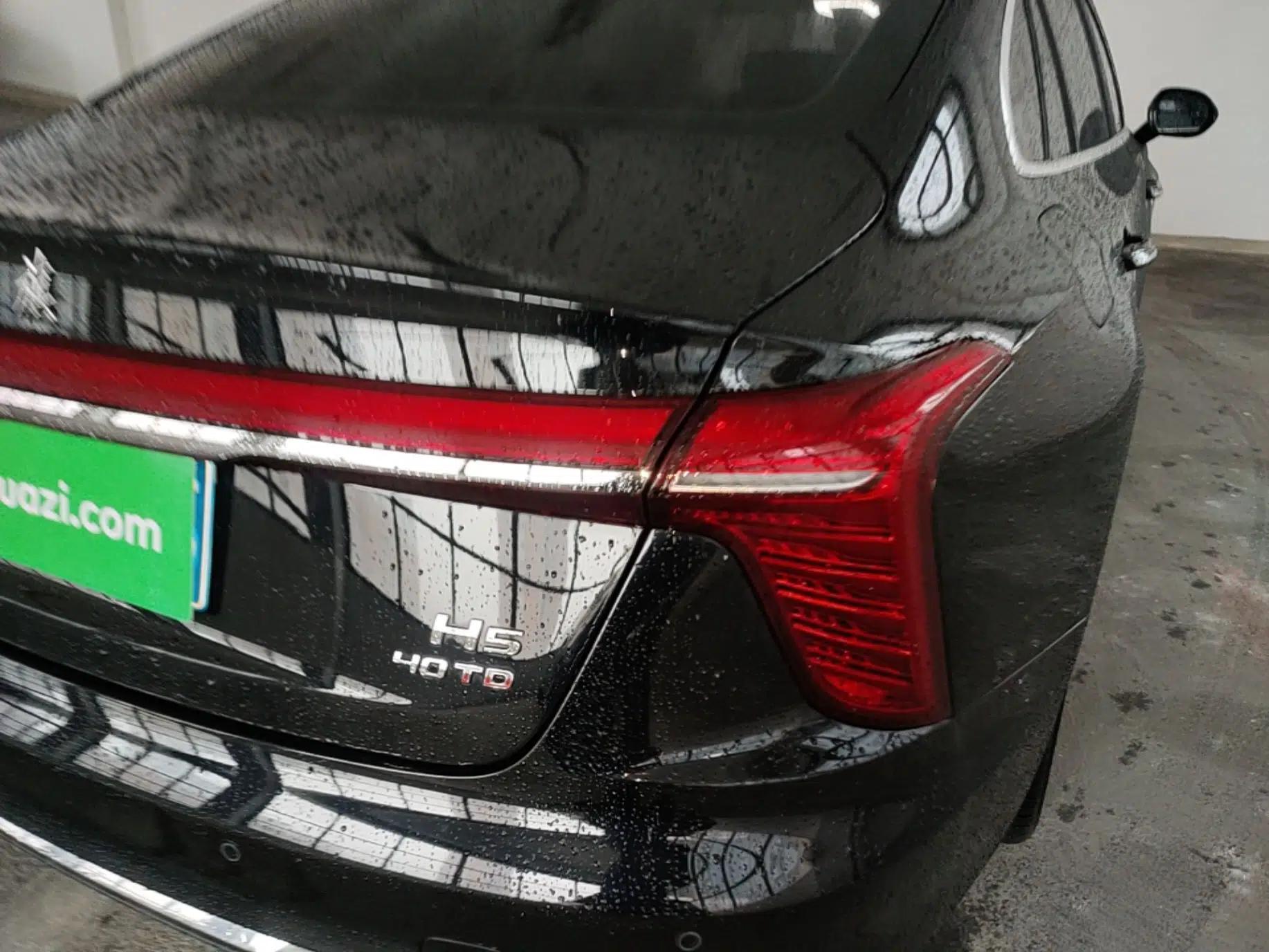 Hongqi H5 2023 2.0T Automatic Smart Connect Flagship Edition — миниатюра 7