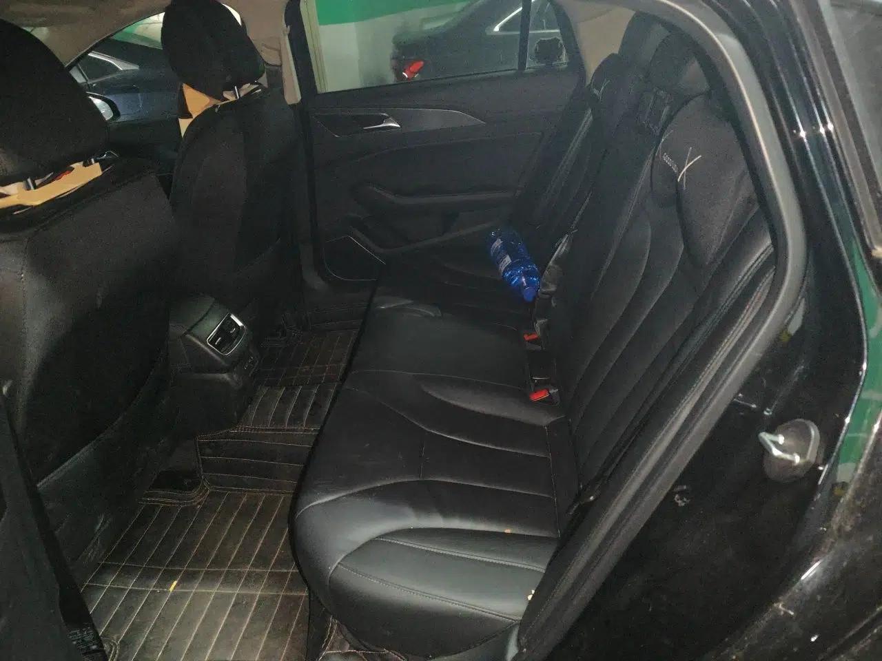 Hongqi H5 2020 1.5T DCT Flagship Edition — миниатюра 18