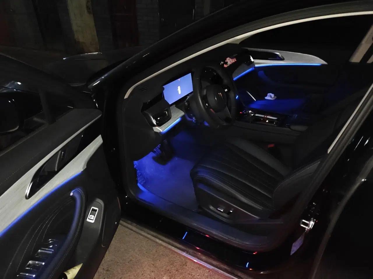 Hongqi H5 2025 2.0T Automatic Flag Edition – 500 000 Units Commemorative Version — миниатюра 17