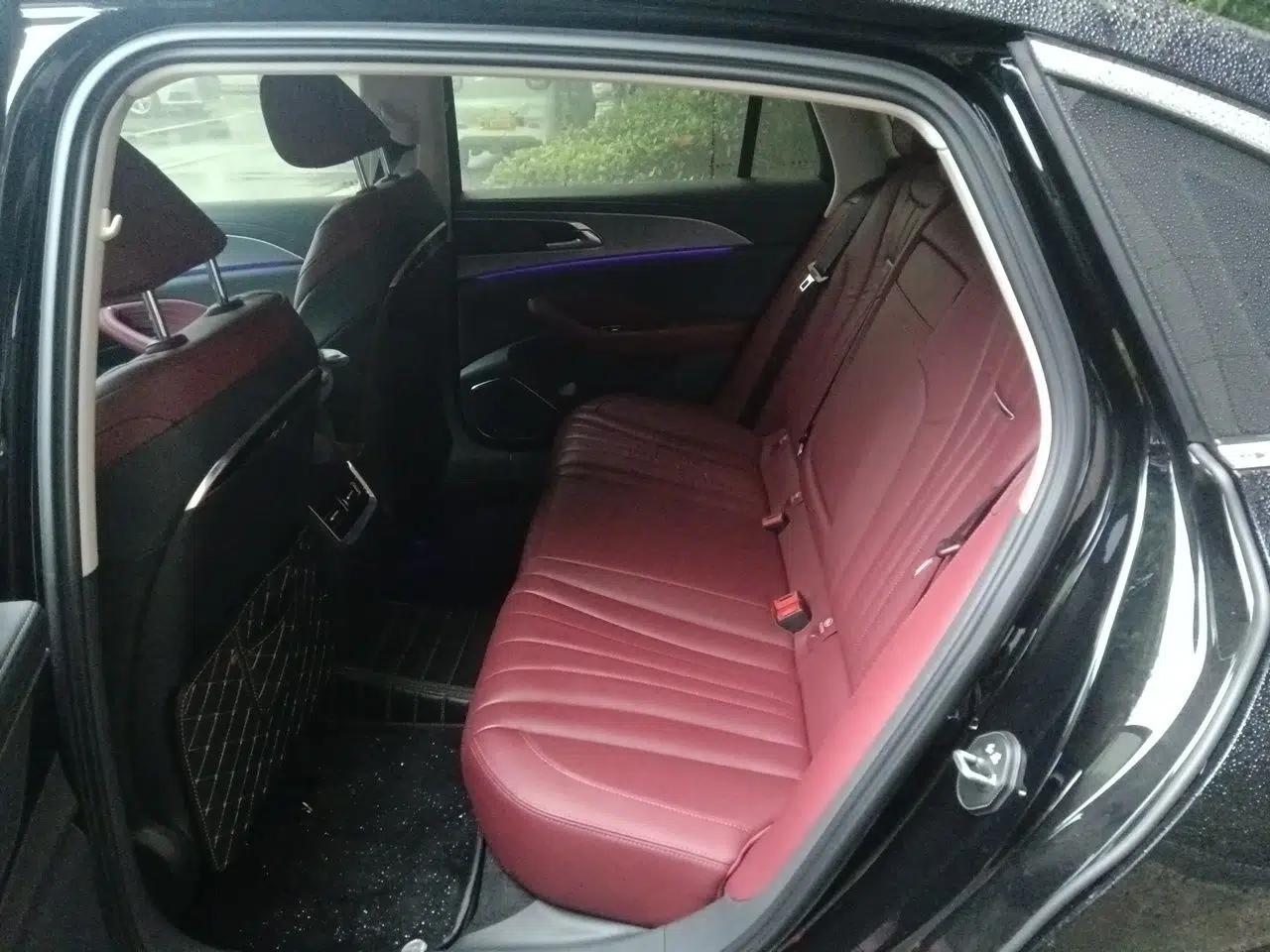 Hongqi H5 2024 2.0T Automatic Smart Connect Flagship Edition — миниатюра 18
