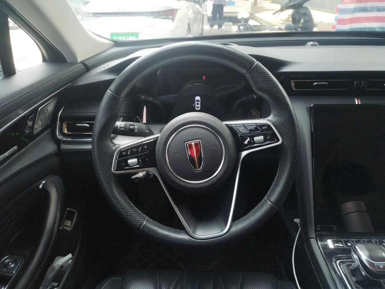Hongqi H5 2023 2.0T Automatic Smart Connect Flagship Edition — миниатюра 11