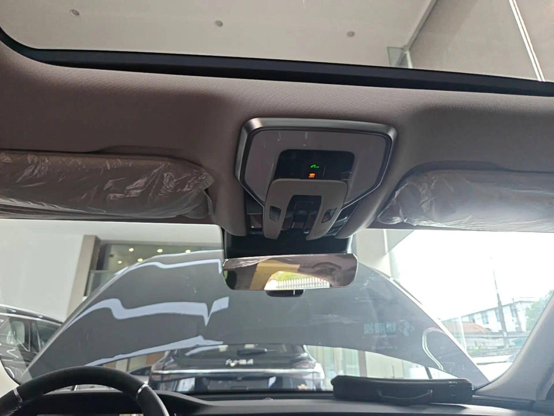 Hongqi H5 2025 1.5T DCT Xuan Ying Edition — миниатюра 21