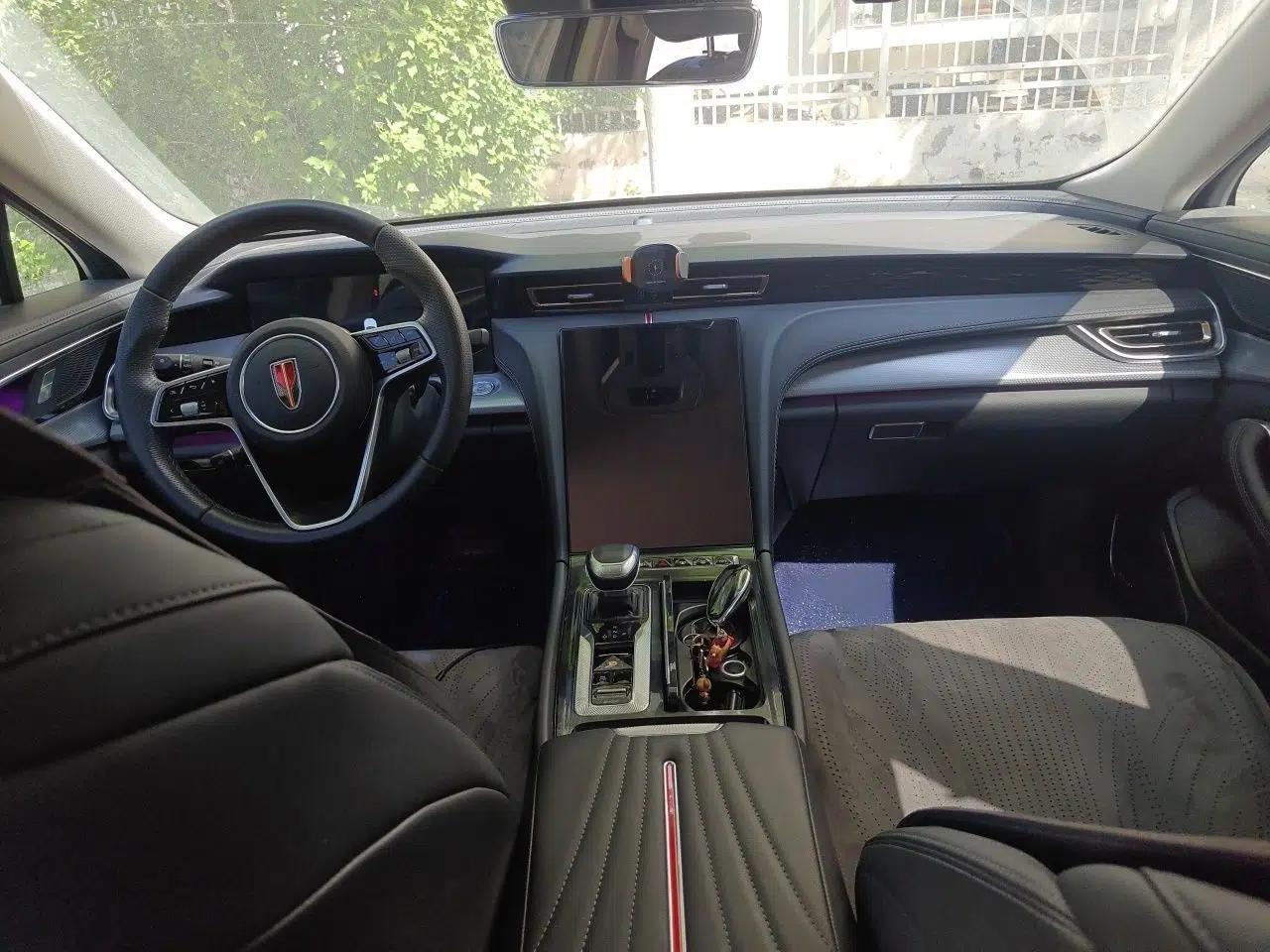 Hongqi H5 2023 2.0T Automatic Smart Connect Flagship Edition — миниатюра 18
