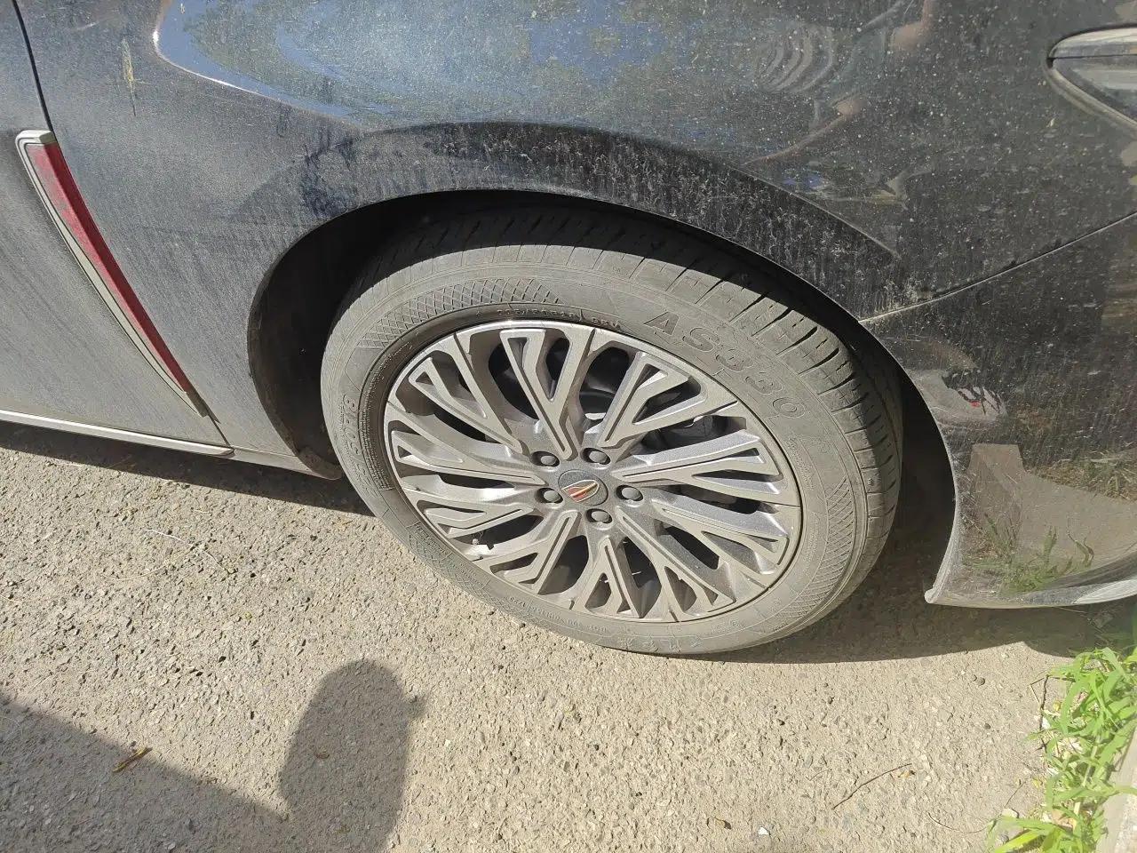 Hongqi H5 2023 2.0T Automatic Smart Connect Flagship Edition — миниатюра 8