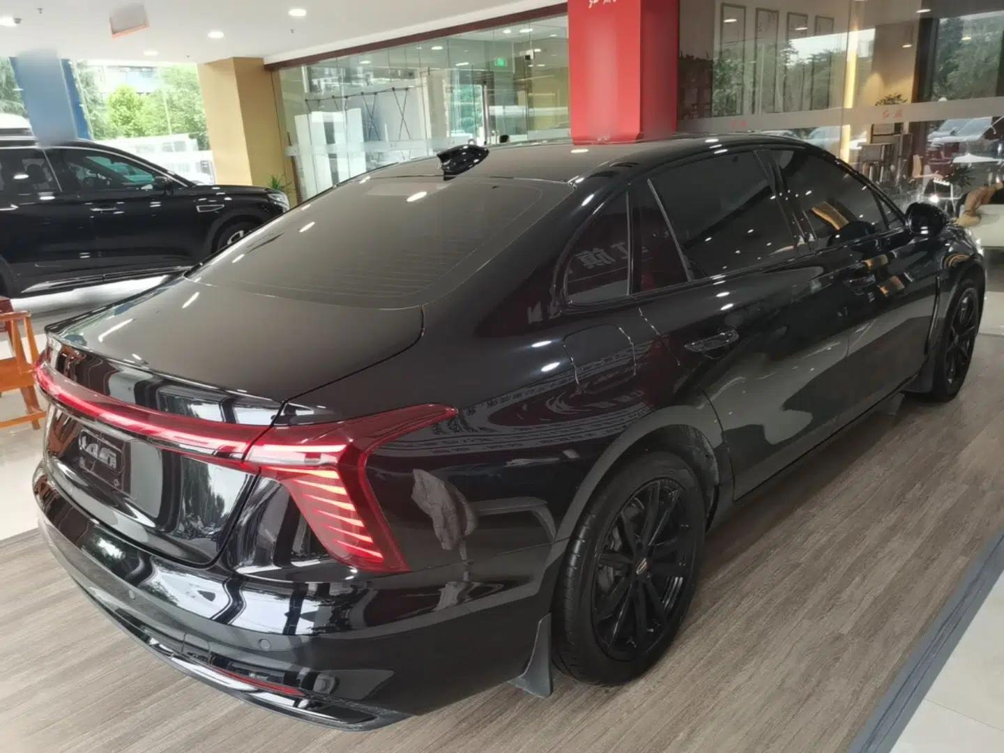 Hongqi H5 2025 2.0T Automatic Xuan Ying Edition — миниатюра 6