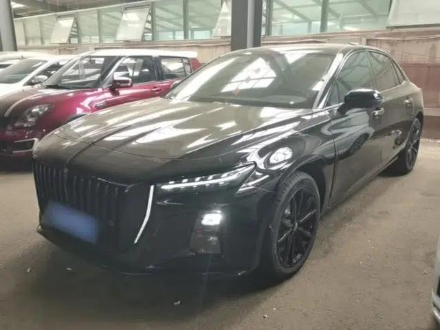 Hongqi H5 2025 1.5T DCT Xuan Ying Edition