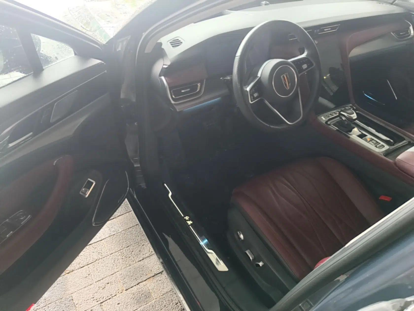 Hongqi H5 2024 2.0T Automatic Smart Connect Flagship Edition — миниатюра 19