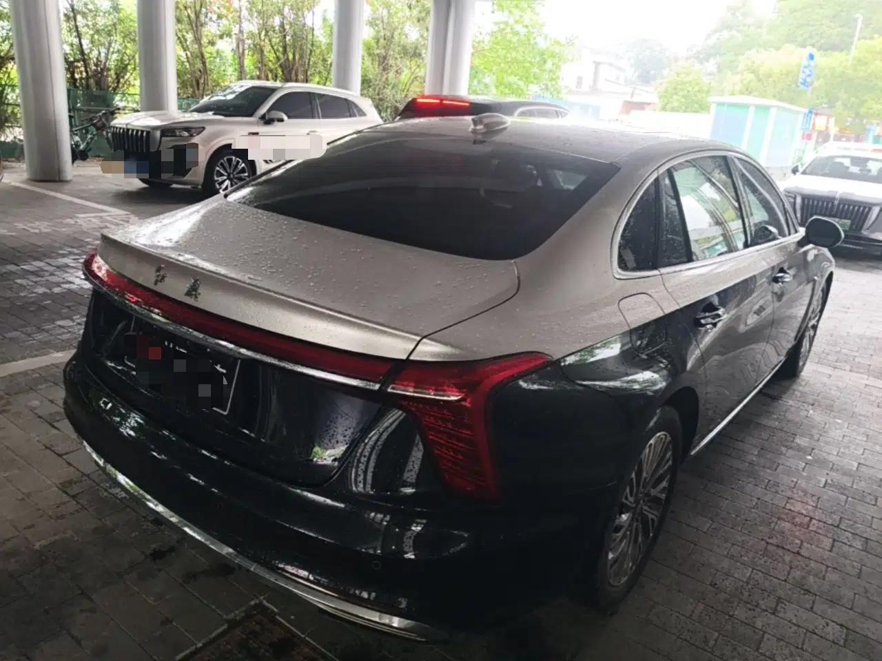 Hongqi H5 2023 2.0T Automatic Smart Connect Flagship Edition — миниатюра 6