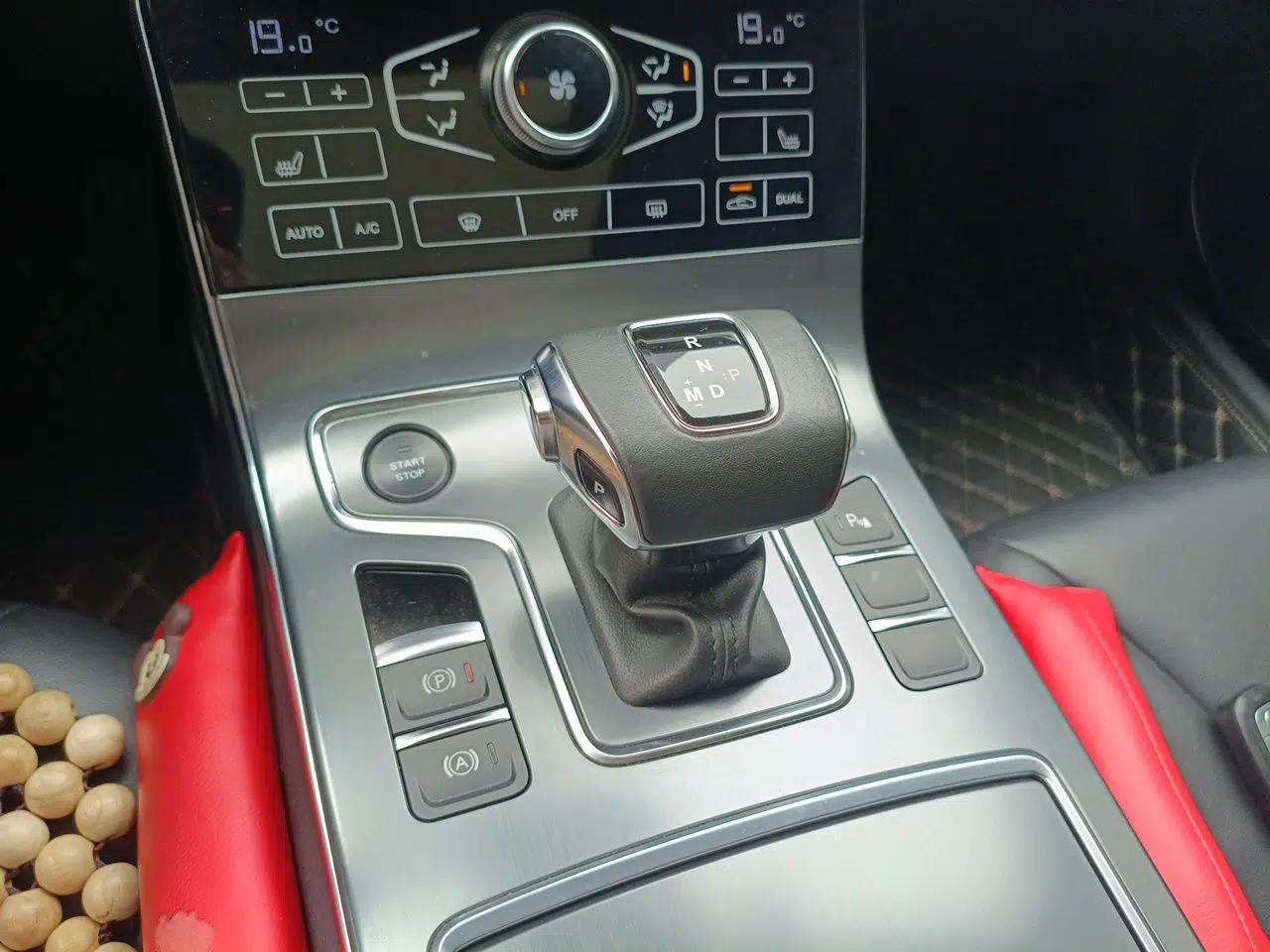 Hongqi H5 2020 1.8T Automatic Smart Connect Flagship Edition — миниатюра 15