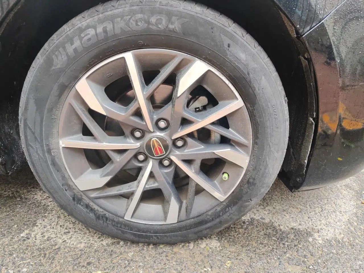 Hongqi H5 2020 1.5T DCT Flagship Edition — миниатюра 8