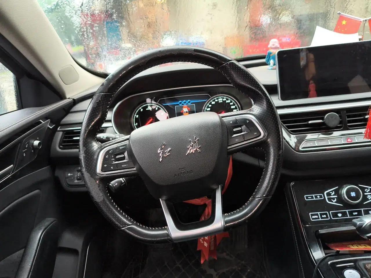 Hongqi H5 2018 30TD Smart Connect Dynamic Edition — миниатюра 11