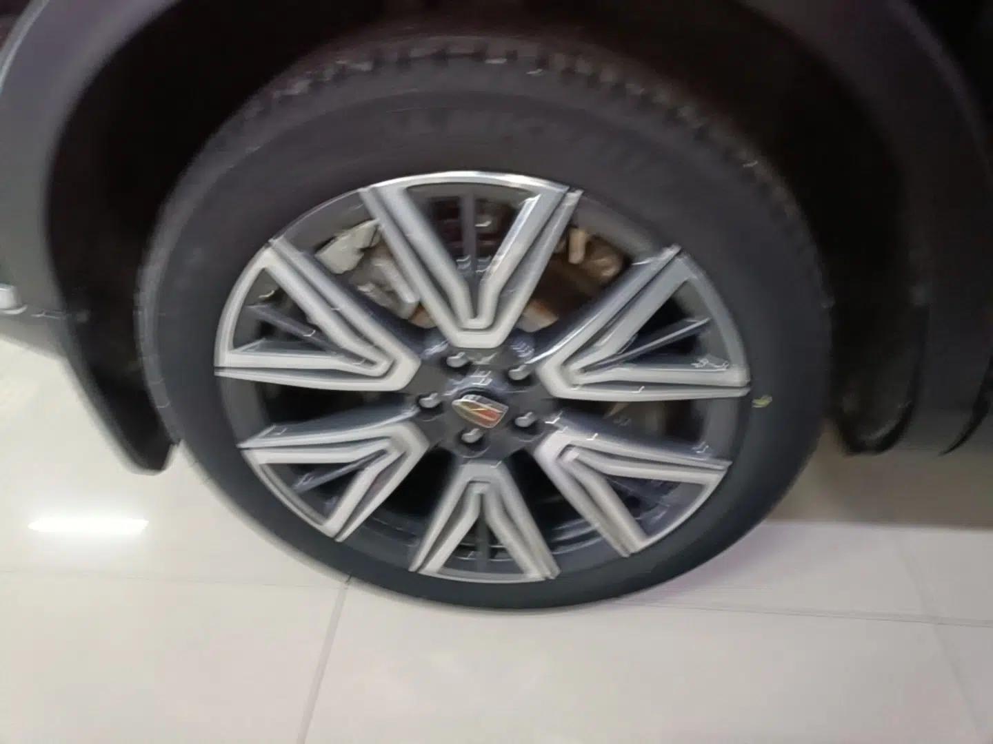Hongqi HS5 2022 Facelifted Version 2.0T Smart Connect Flagship All-Wheel-Drive Edition — миниатюра 10