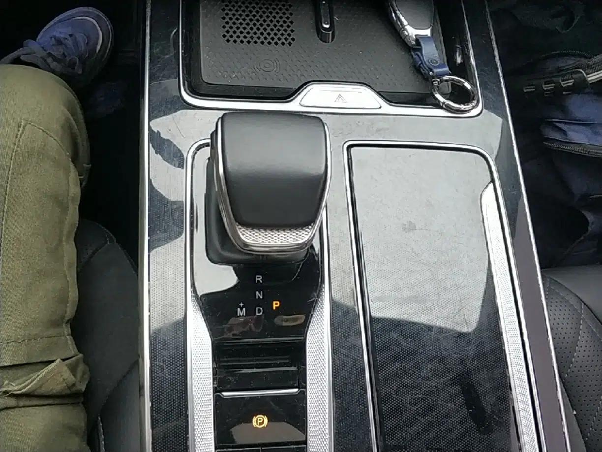 Hongqi HS5 2023 2.0T Four-Wheel Drive Flagship Pro Edition — миниатюра 17