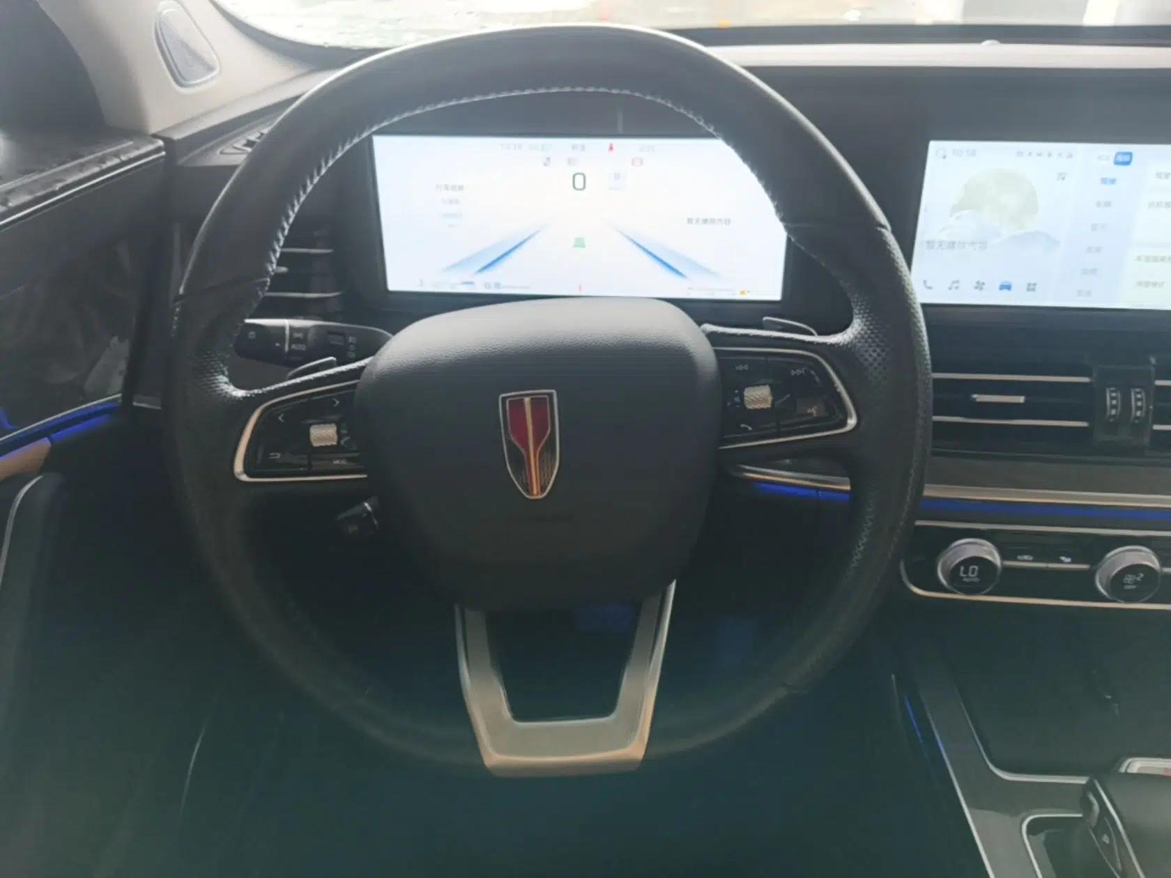 Hongqi HS5 2023 2.0T Four-Wheel Drive Flagship Pro Edition — миниатюра 14