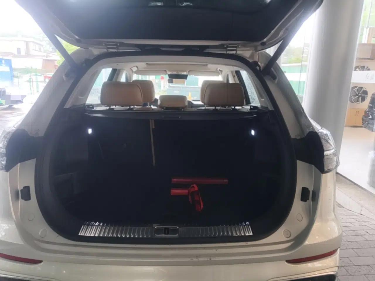 Hongqi HS5 2023 2.0T Four-Wheel Drive Flagship Pro Edition — миниатюра 22