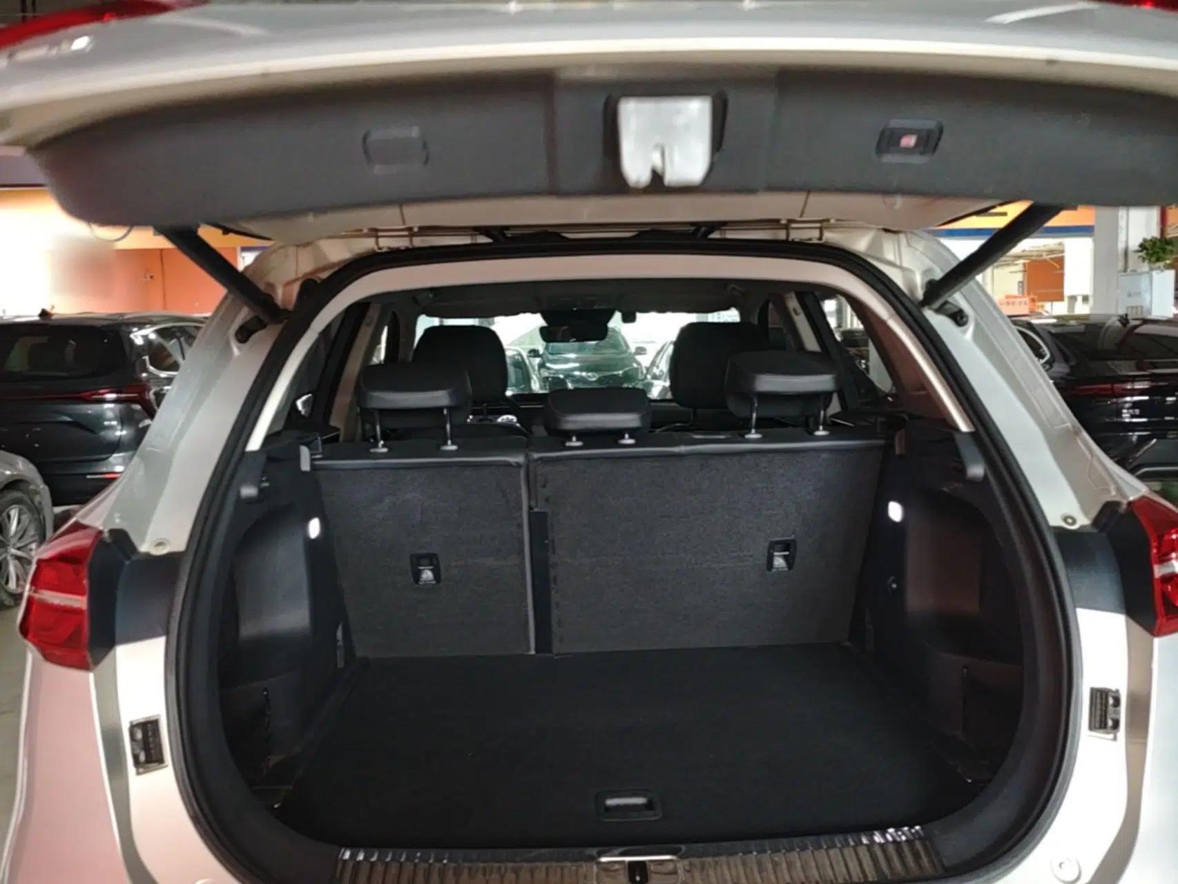 Hongqi HS5 2022 Revised Version 2.0T Smart Connect Flagship Edition — миниатюра 21