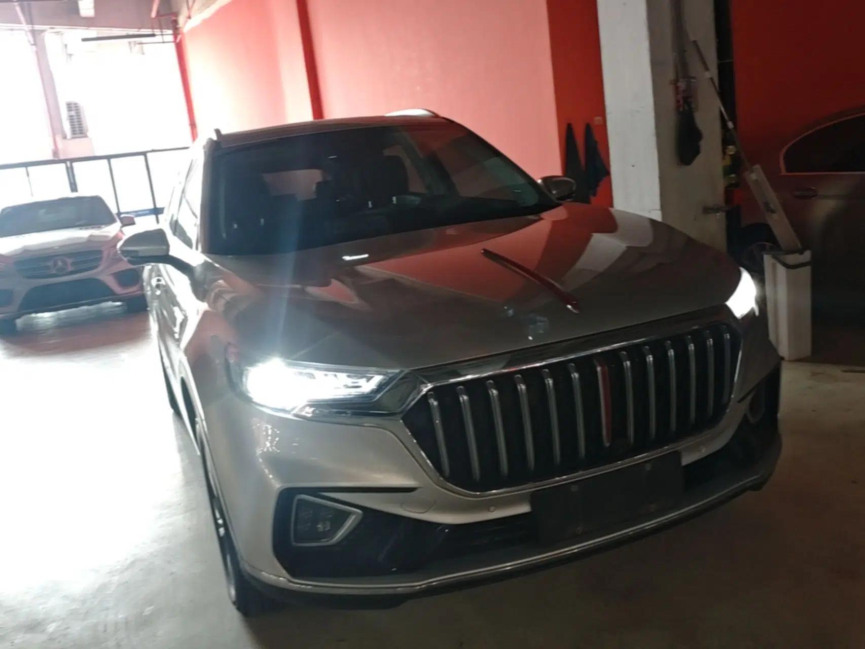 Hongqi HS5 2022 Revised Version 2.0T Smart Connect Flagship Edition — миниатюра 6