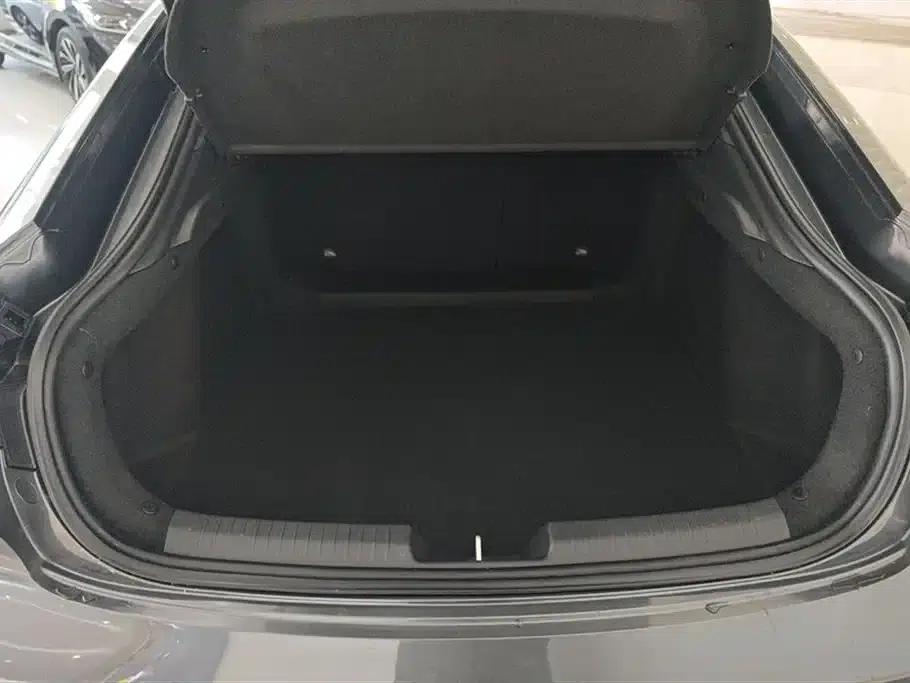Changan UNI-V 2022 1.5T Premium Edition — миниатюра 4