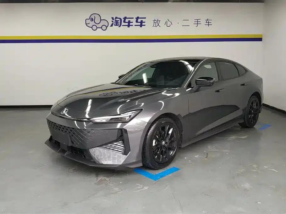 Changan UNI-V 2024 1.5T Premium Edition — миниатюра 1