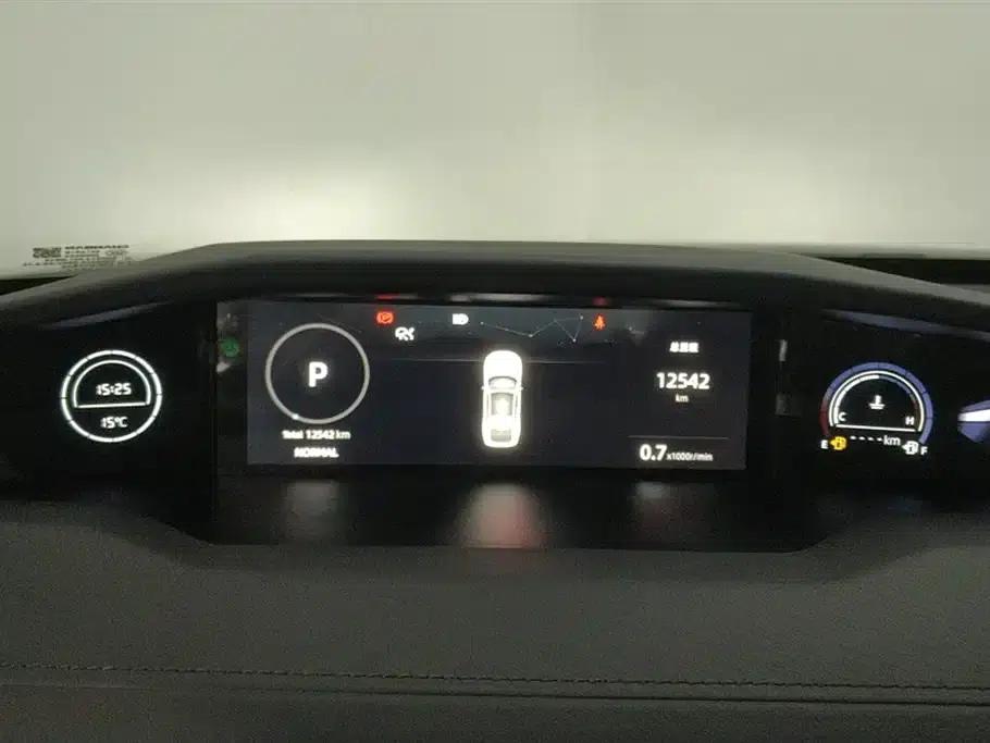 Changan UNI-V 2024 1.5T Premium Edition — миниатюра 14