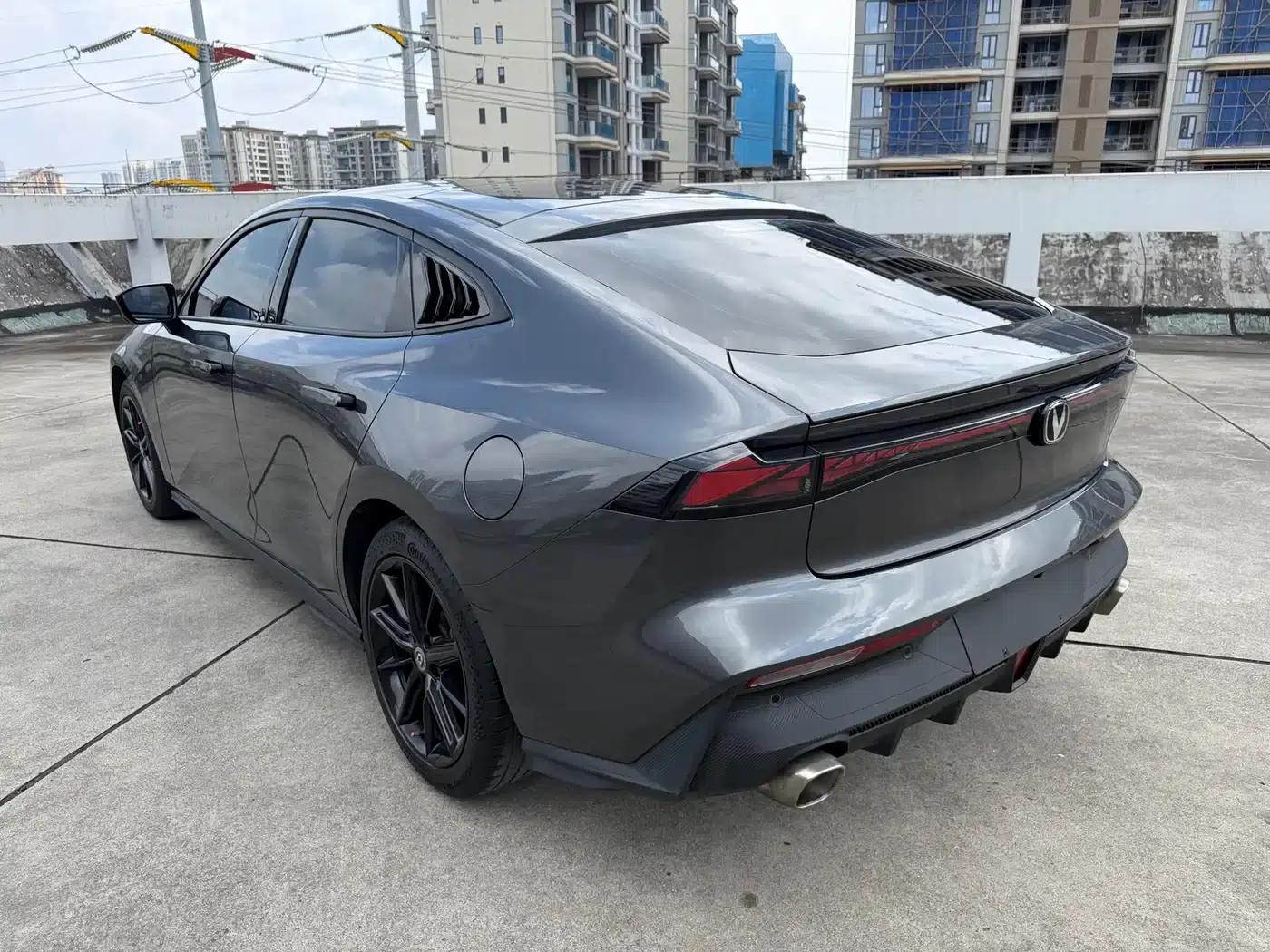Changan UNI-V 2022 1.5T Premium Edition — миниатюра 17