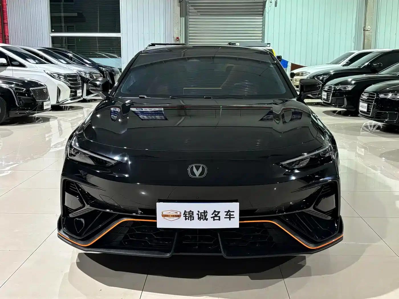 Changan UNI-V 2025 Model, Third Generation, 1.5T 500Bar Premium Sport — миниатюра 2