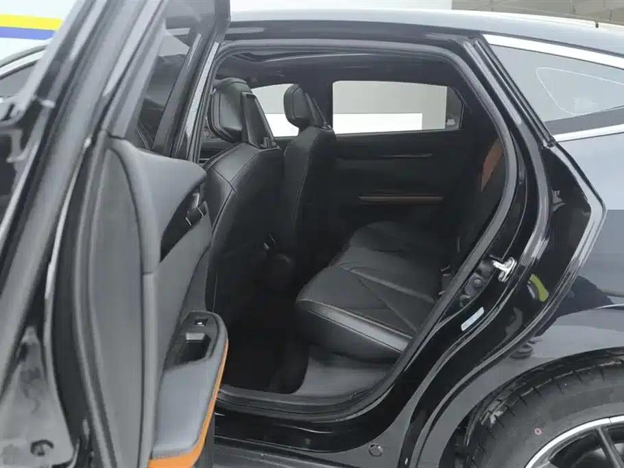 Changan UNI-V 2022 1.5T Premium Edition — миниатюра 11