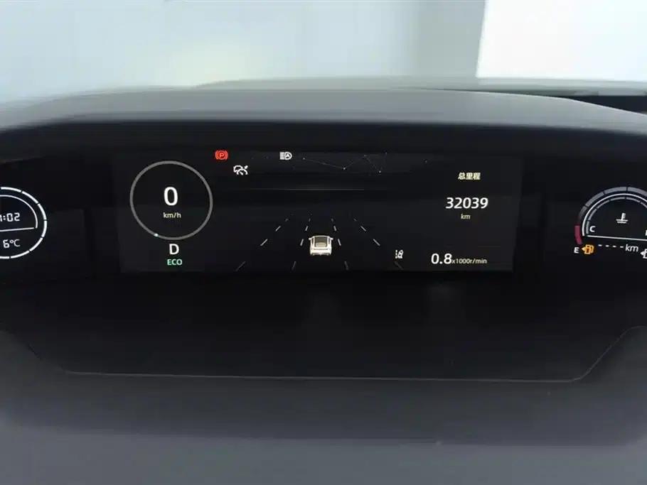 Changan UNI-V 2022 1.5T Premium Edition — миниатюра 14