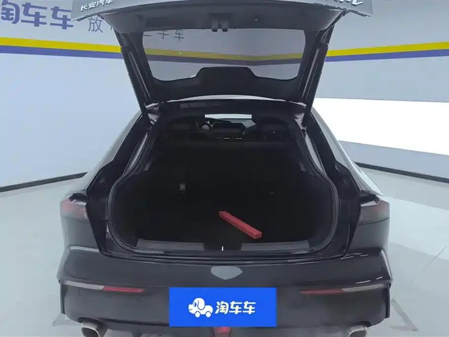 Changan UNI-V 2022 1.5T Premium Edition — миниатюра 4