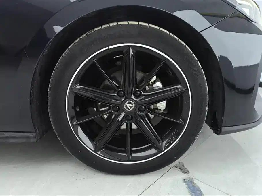 Changan UNI-V 2022 1.5T Premium Edition — миниатюра 6