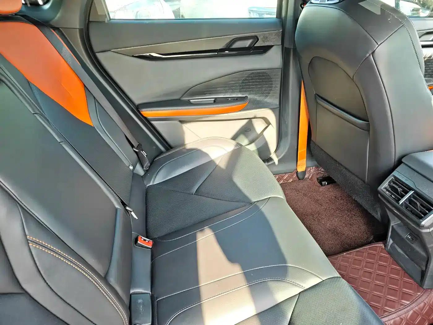 Changan UNI-V 2023 1.5T Premium Edition — миниатюра 12