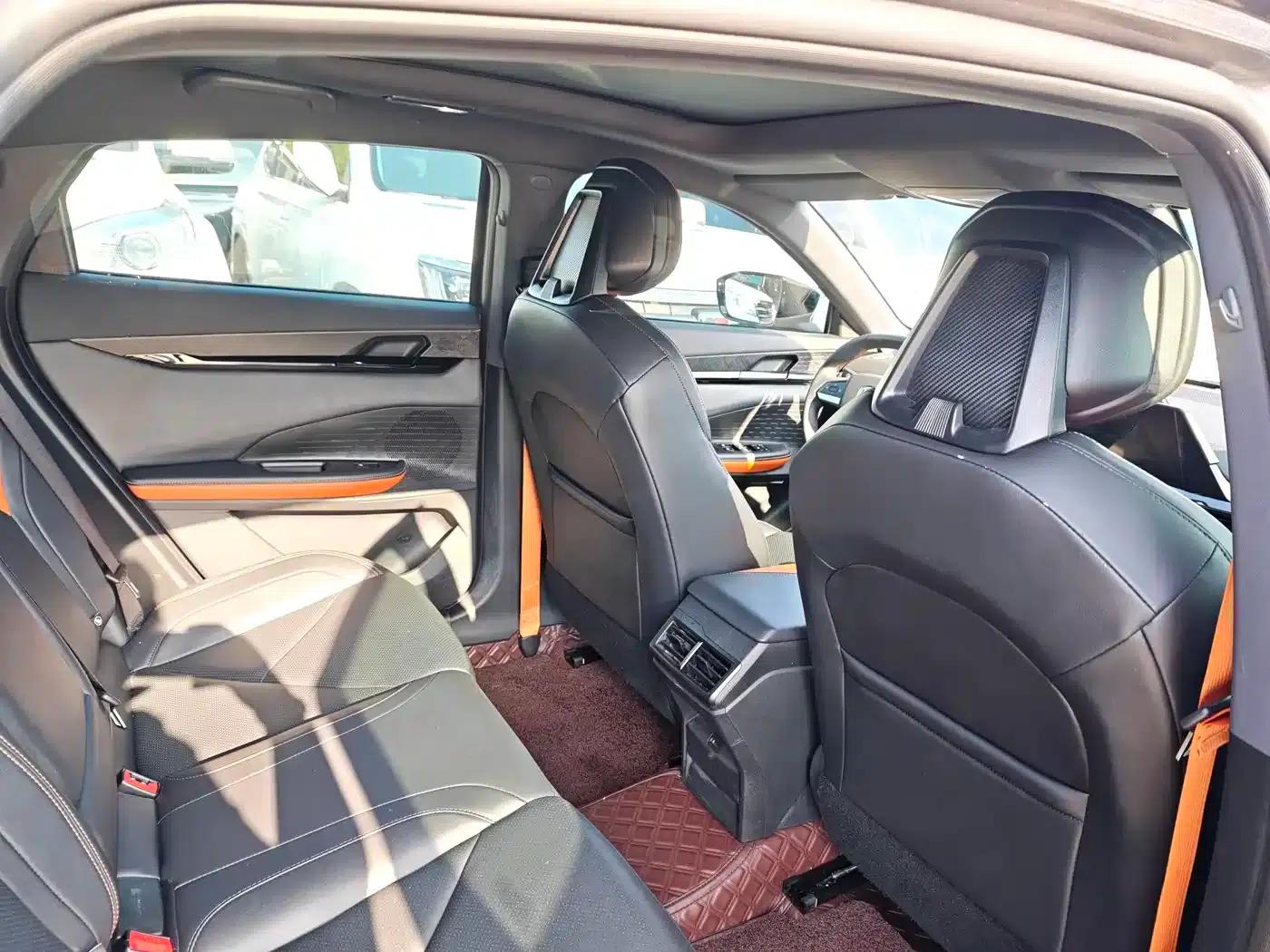 Changan UNI-V 2023 1.5T Premium Edition — миниатюра 16