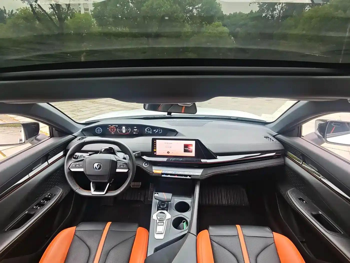 Changan UNI-V 2024 1.5T Premium Edition — миниатюра 15
