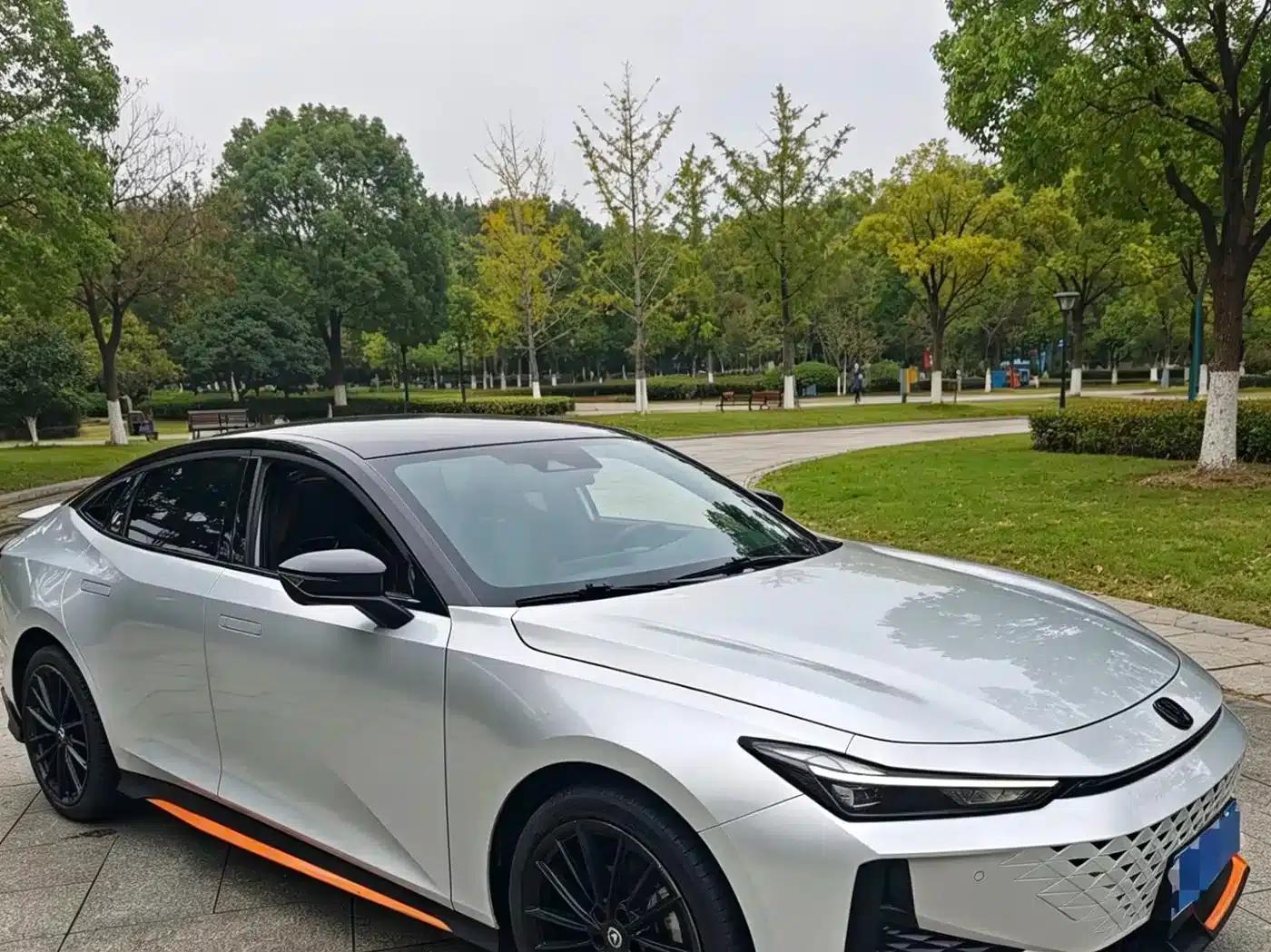 Changan UNI-V 2024 1.5T Premium Edition — миниатюра 7