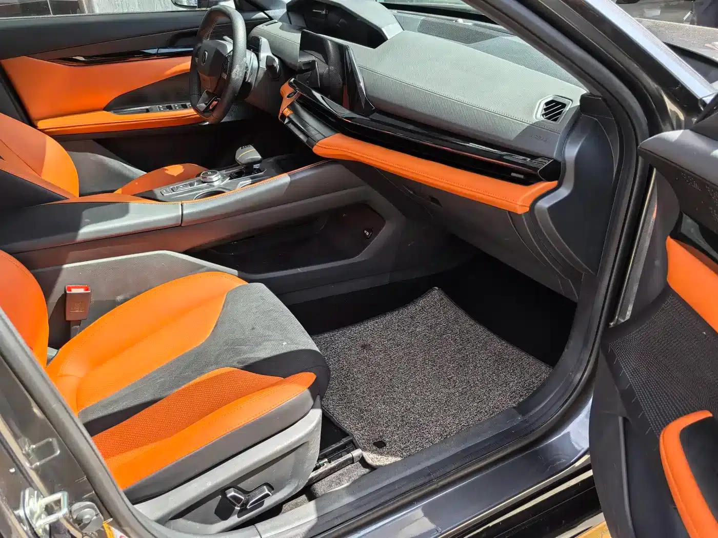 Changan UNI-V 2023 1.5T Sport Edition — миниатюра 11