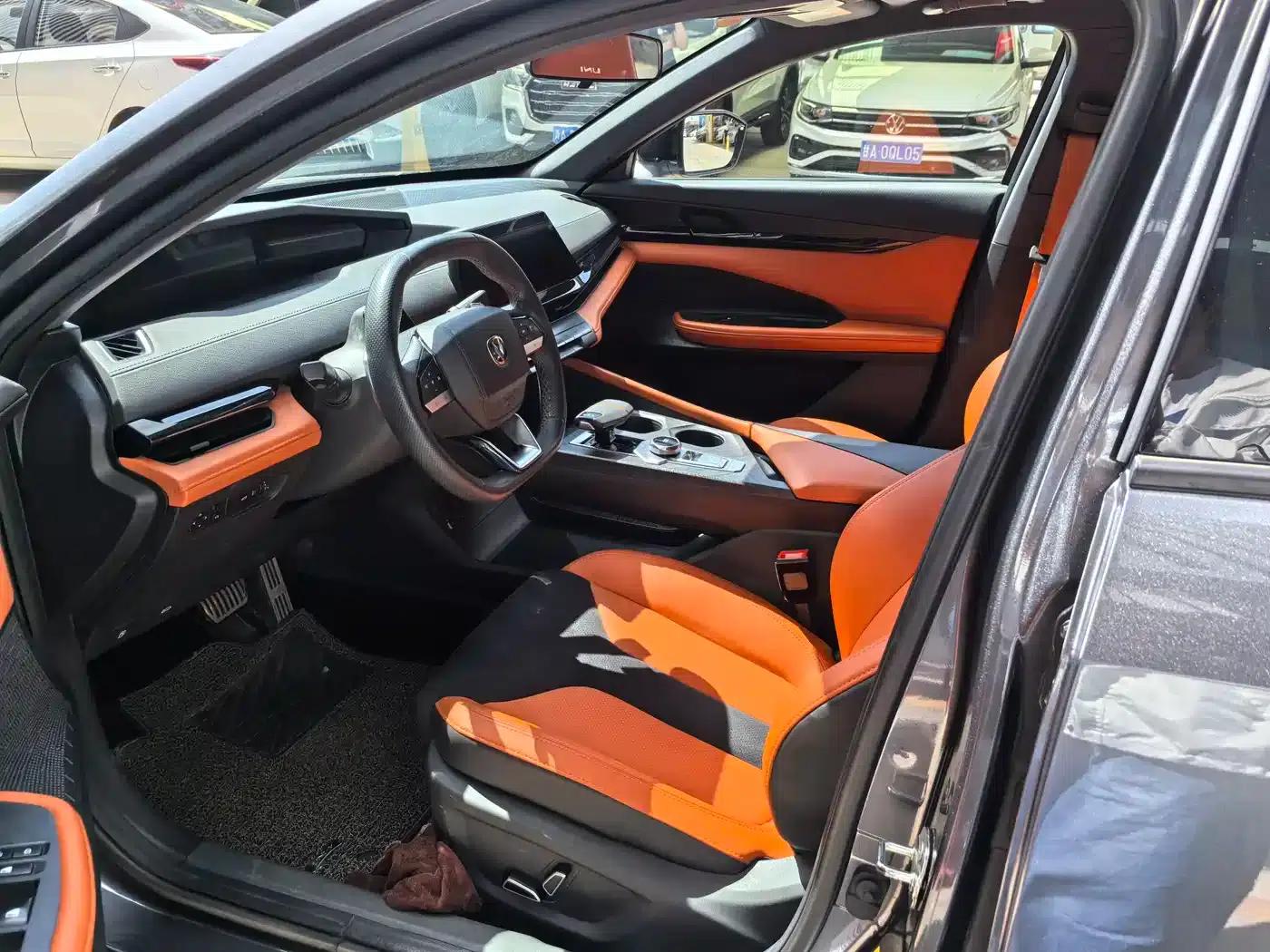Changan UNI-V 2023 1.5T Sport Edition — миниатюра 7